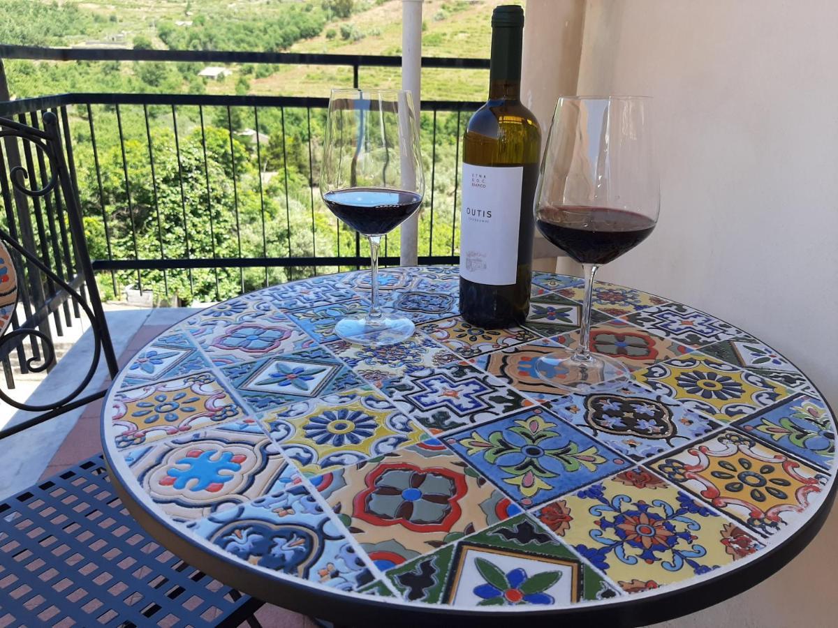 Etna Sicilian House Lägenhet Linguaglossa Exteriör bild